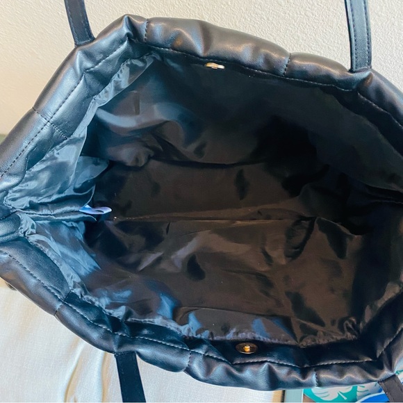Victoria's Secret Black Quilted Tote Bag - Picture 6 of 7